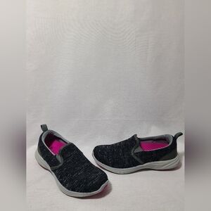 VIONIC womens slip on shoes- Size 7